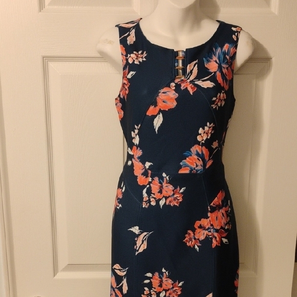 Ivanka Trump Floral Sleeveless Midi Dress - Picture 2 of 16